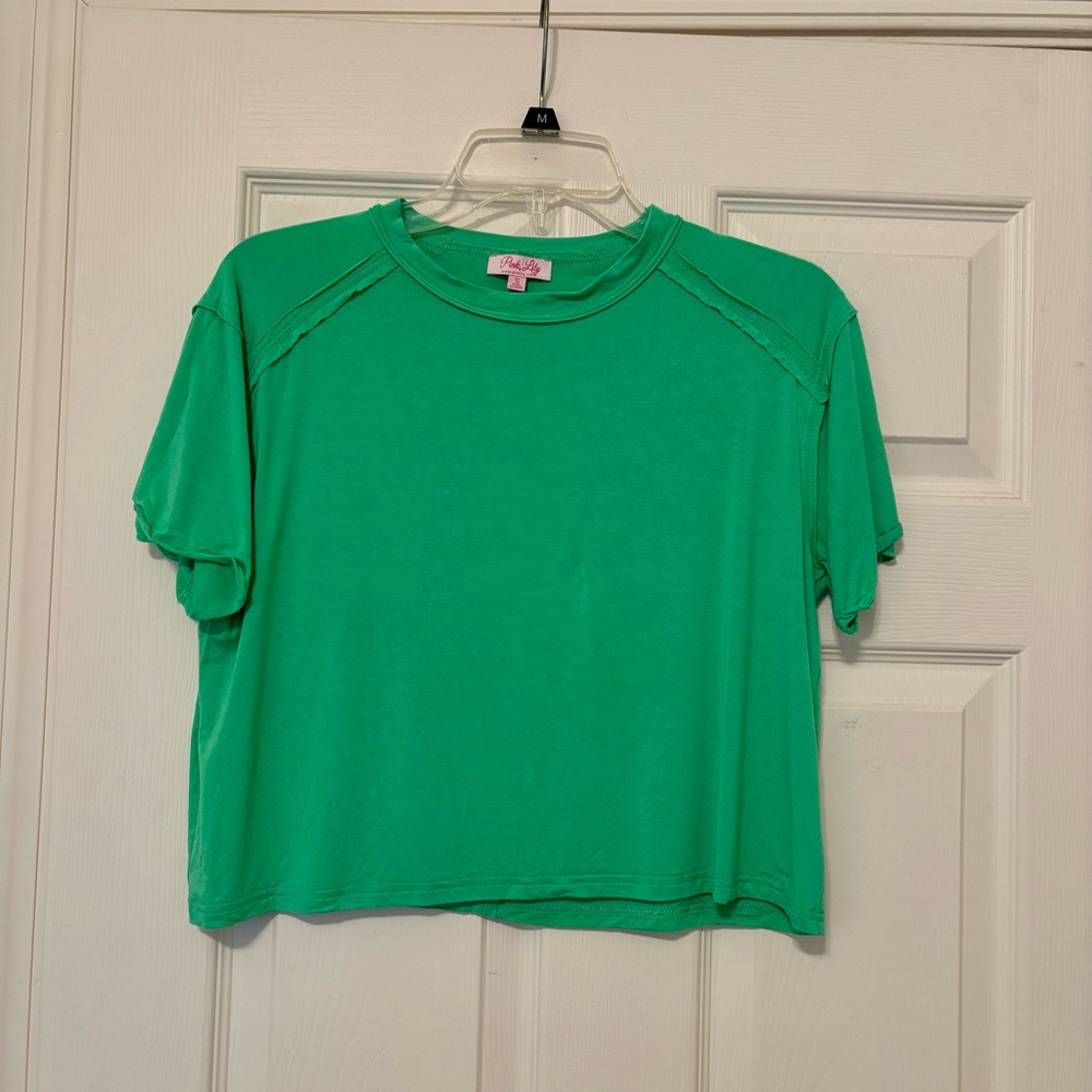 Pink Lily Green Crop T-Shirt